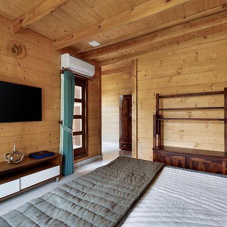 The Pine Loft Villa Bangalore Eksteriør billede