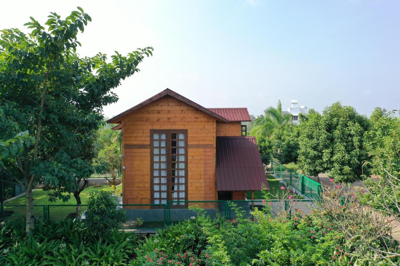 The Pine Loft Villa Bangalore Eksteriør billede