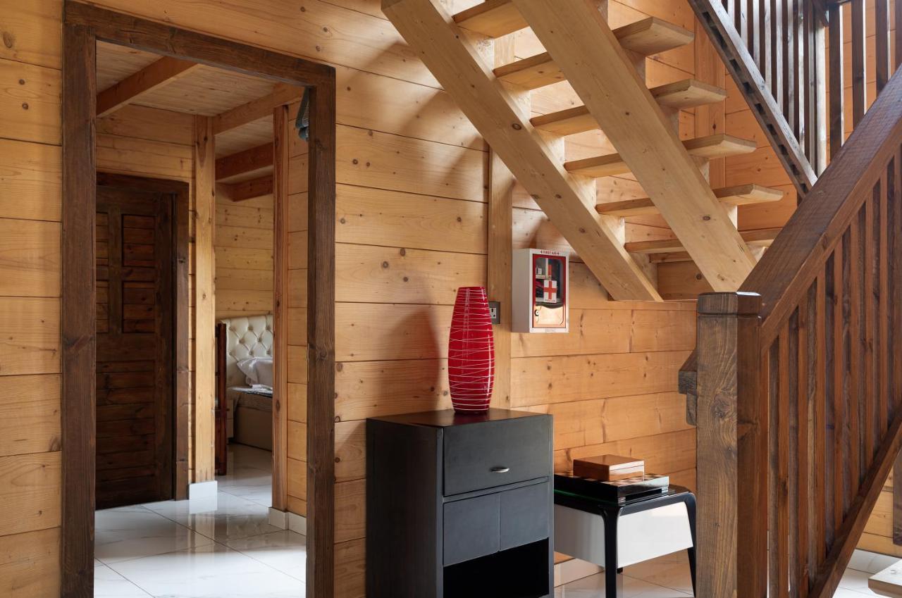 The Pine Loft Villa Bangalore Eksteriør billede